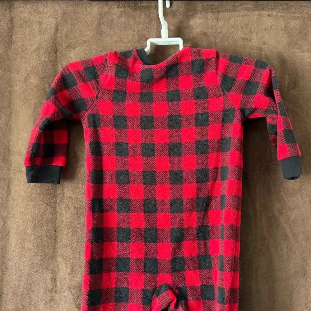 Carters Toddler Boys Red‎ Black Buffalo Plaid Bear Fleece Footed Pajamas 2T